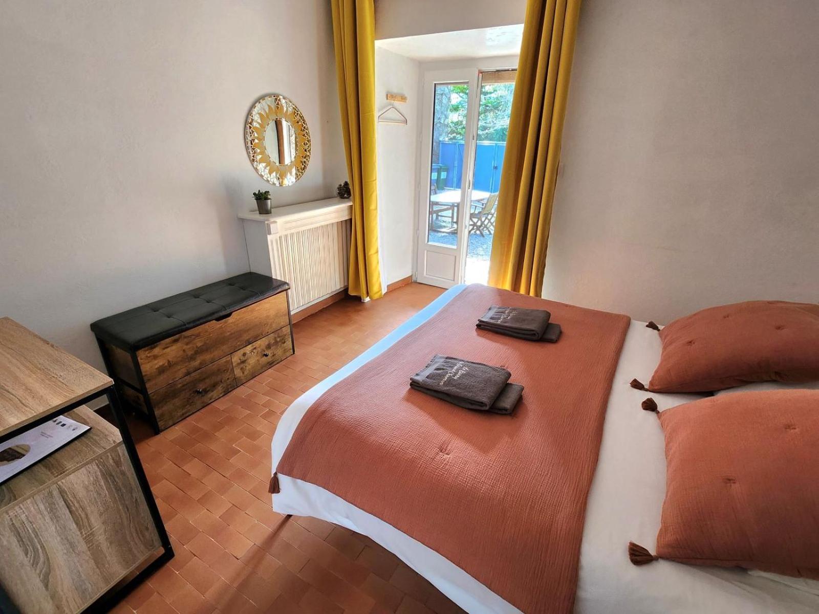 Bed and Breakfast Le Barry Du Grand Chemin Le Caylar Exterior foto
